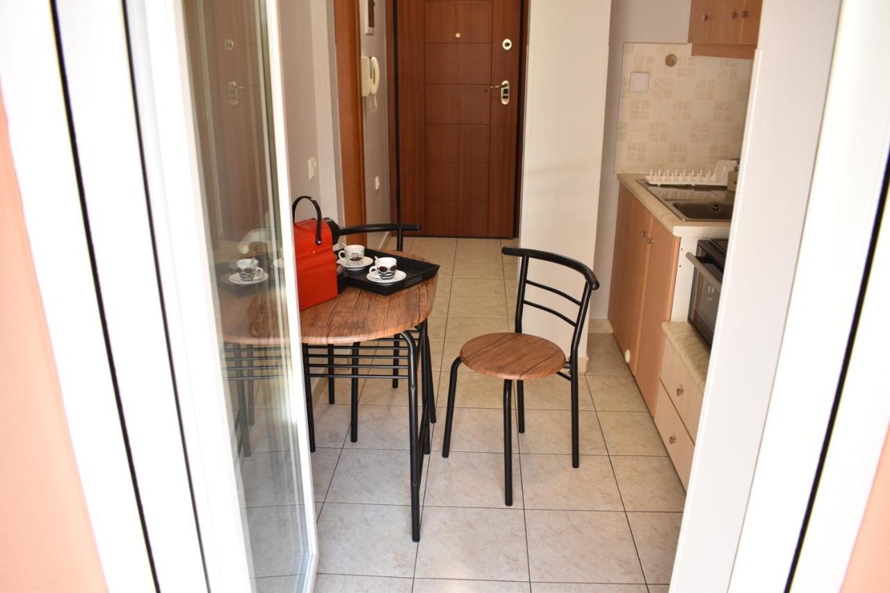 Little Emerald - Central Spot Apartments Wolos Zewnętrze zdjęcie